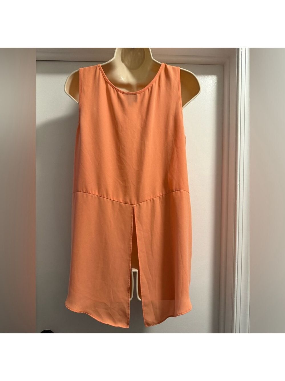 Mossimo Orange Split Back Tank Top M | Flowy Lightweight Summer Top - Picture 8 of 15